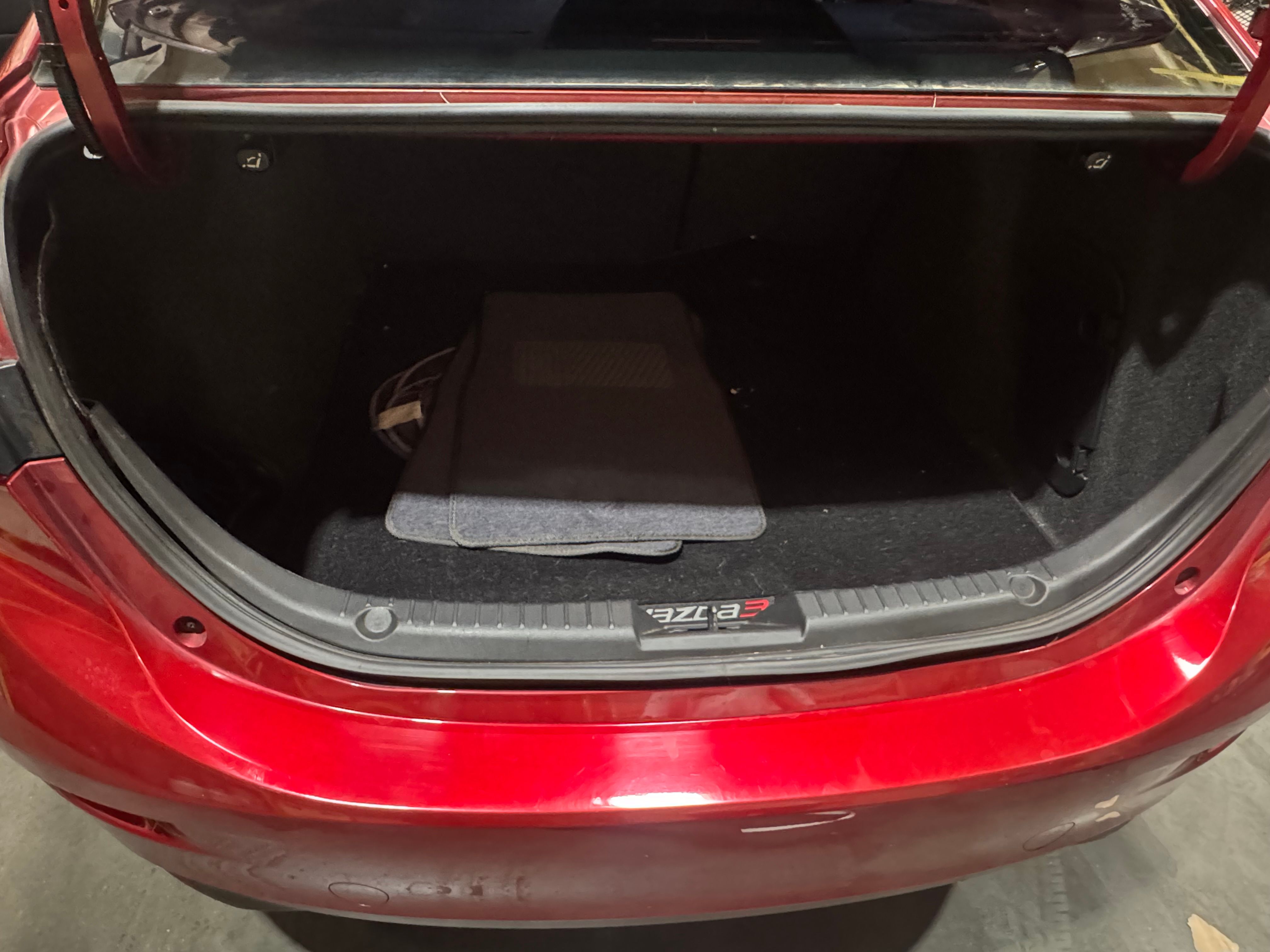 Used 2016 MAZDA MAZDA3 s Grand Touring w/ Technology Package FWD image 10