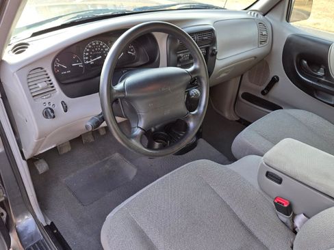 Used 2000 Ford Ranger 2WD Regular Cab image 29