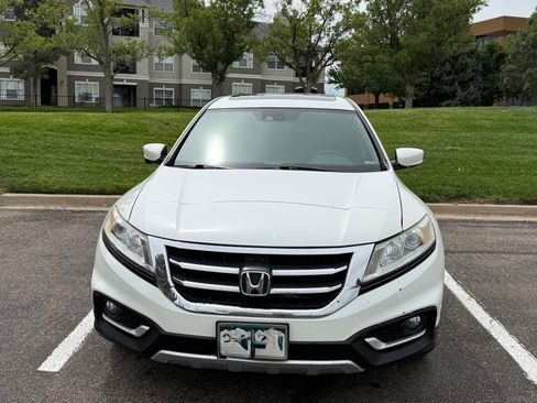 Used 2013 Honda Crosstour EX-L image 2