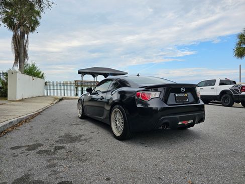 Used 2014 Scion FR-S Monogram Series image 9