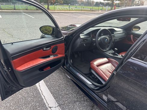 Used 2011 BMW M3 Sedan image 8