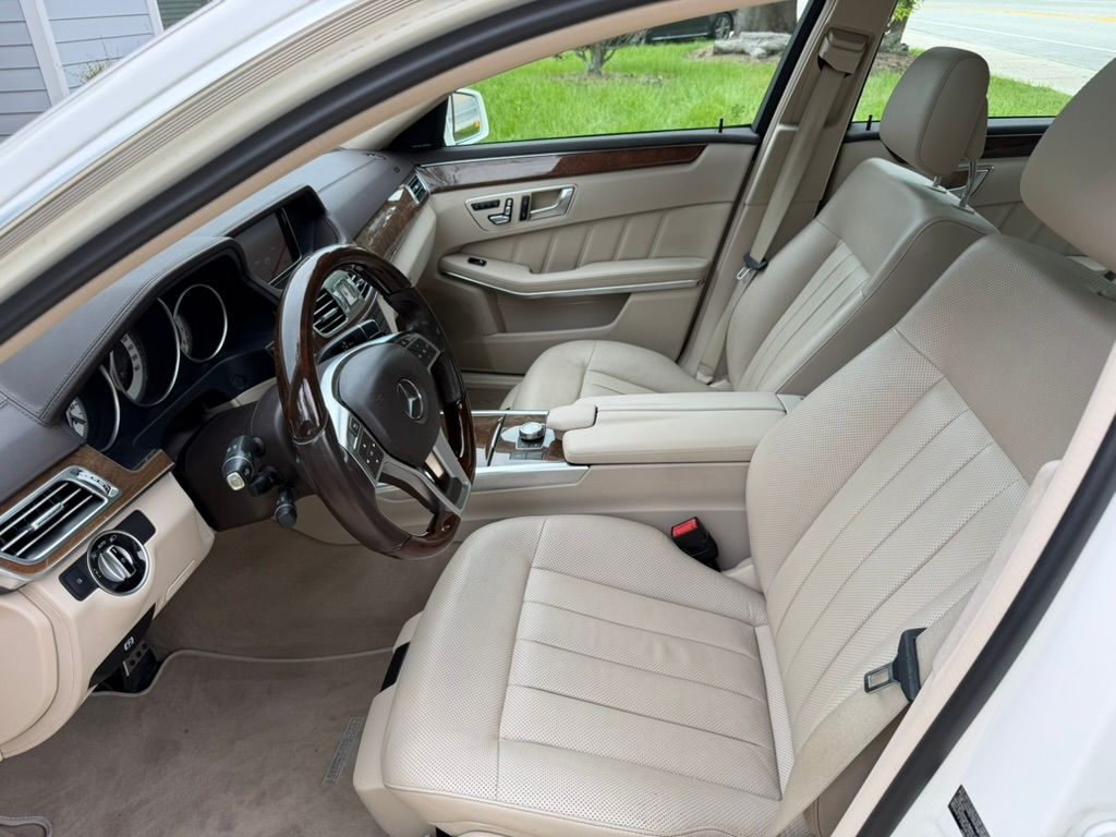 Used 2015 Mercedes-Benz E 400 Sedan image 10
