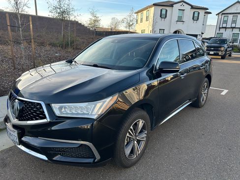 Used 2018 Acura MDX SH-AWD image 2