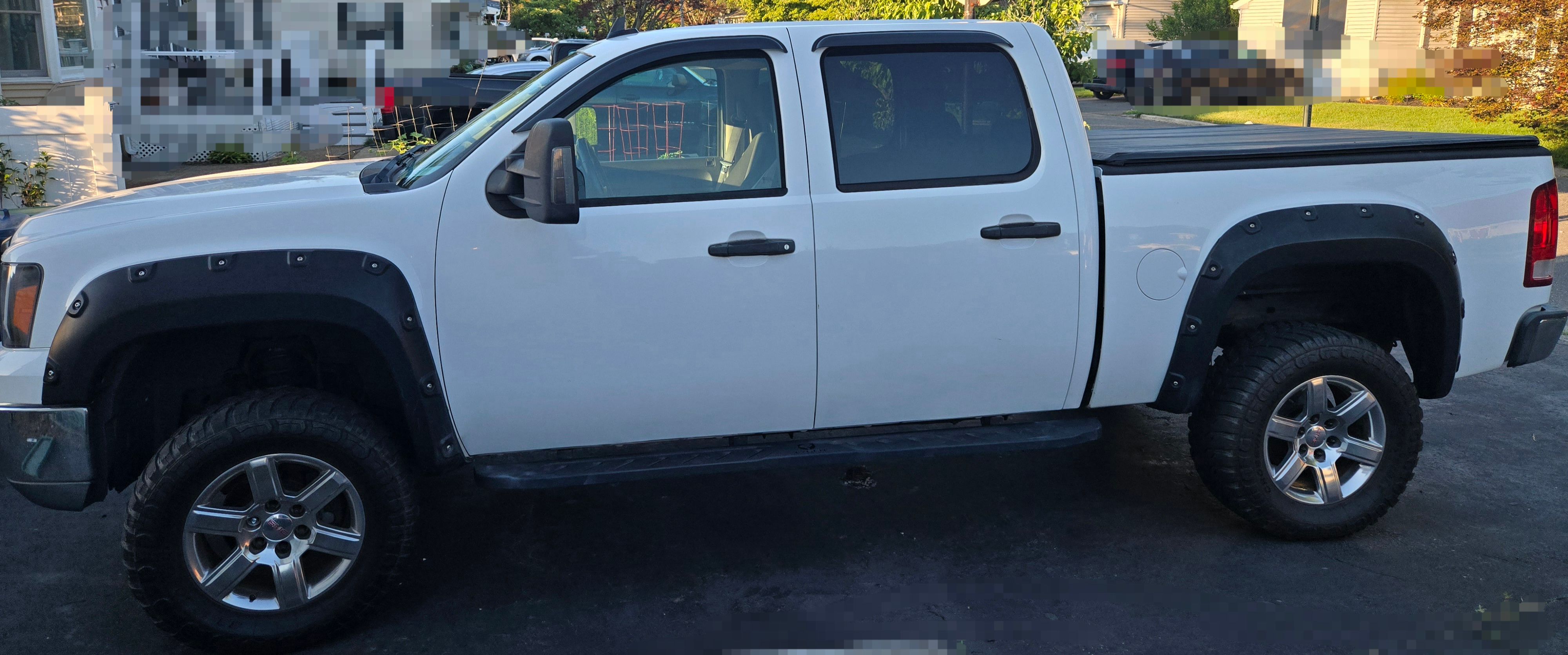 Used 2010 GMC Sierra 1500 SLE w/ Power Pack Plus AWD/4WD image 1