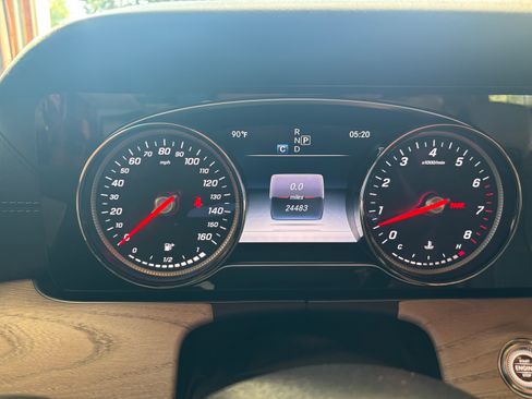 Used 2019 Mercedes-Benz E 450 4MATIC Cabriolet image 17
