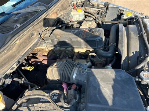 Used 2006 Dodge Ram 2500 Truck SLT image 19