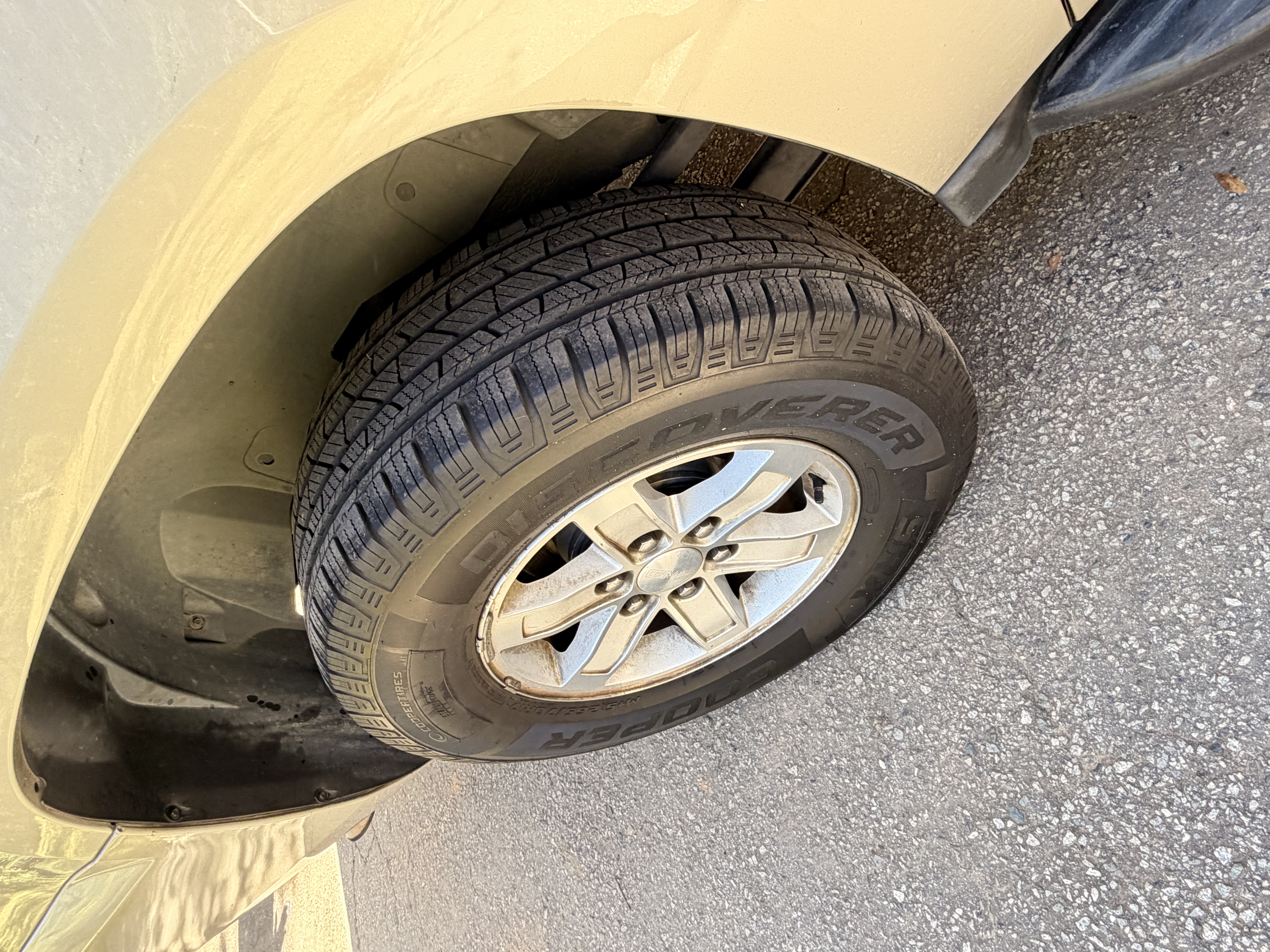 Used 2013 GMC Yukon XL SLT RWD image 26