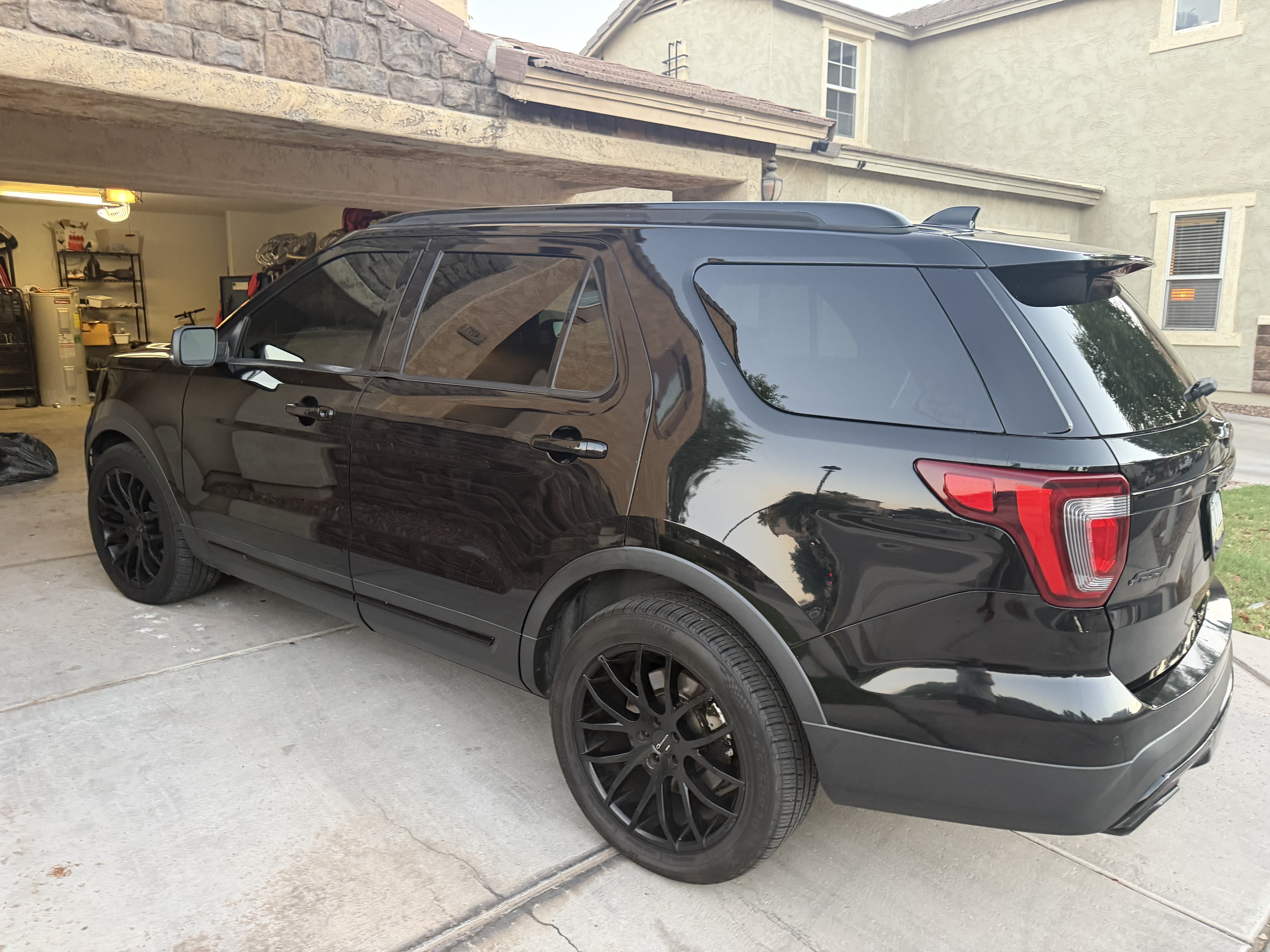 Used 2016 Ford Explorer Sport w/ Equipment Group 401A AWD/4WD image 4