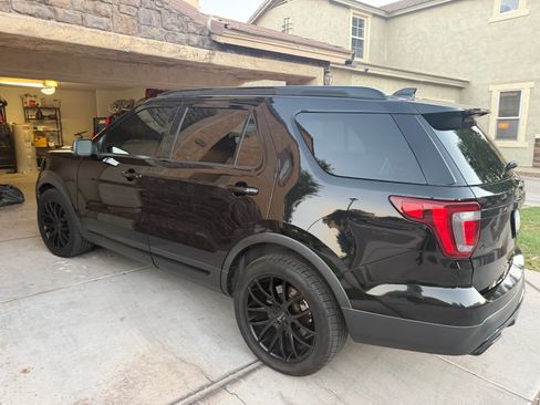 Used 2016 Ford Explorer Sport w/ Equipment Group 401A AWD/4WD image 4