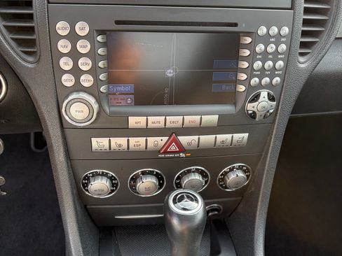 Used 2008 Mercedes-Benz SLK 350 image 2