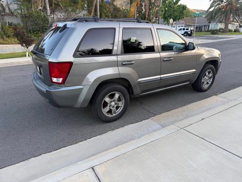Used 2007 Jeep Grand Cherokee Laredo w/ Sun/Sound Group RWD image 13