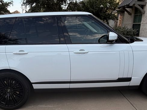Used 2013 Land Rover Range Rover Supercharged AWD/4WD image 2