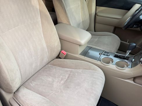 Used 2012 Toyota Highlander SE image 5