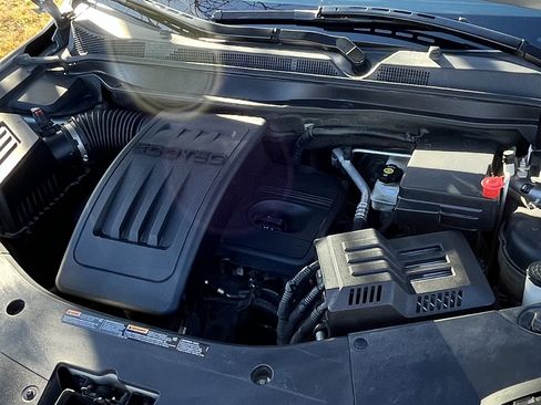 Used 2017 GMC Terrain Denali image 4