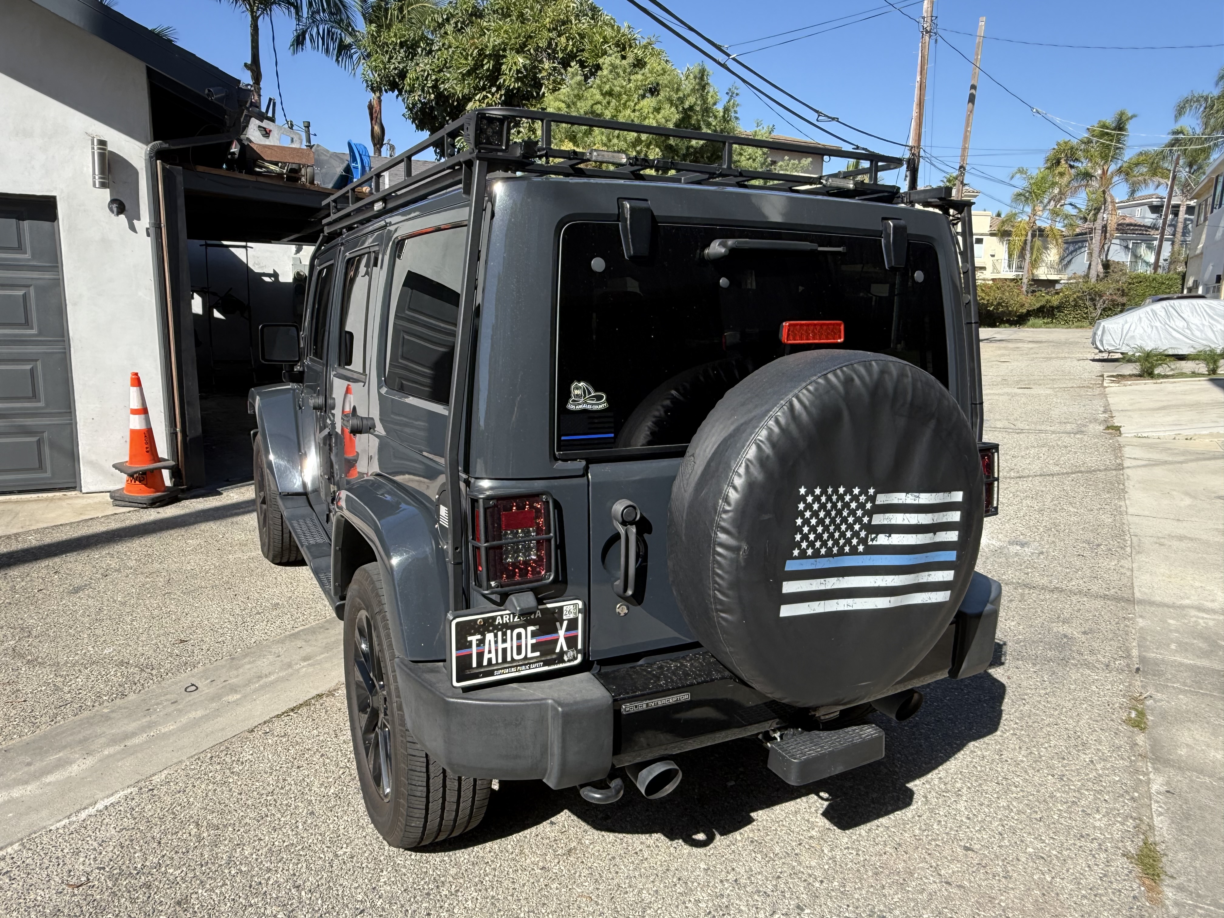 Used 2017 Jeep Wrangler Unlimited Sahara AWD/4WD image 2