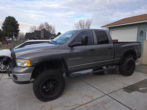 Used 2005 Dodge Ram 2500 Truck SLT w/ Trailer Tow Group image 10
