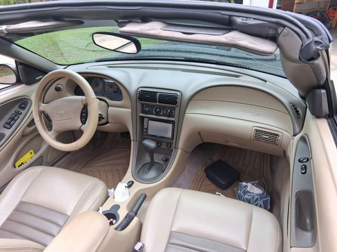 Used 2002 Ford Mustang GT Premium image 6