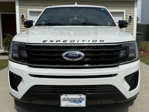 Used 2021 Ford Expedition Max Limited image 5