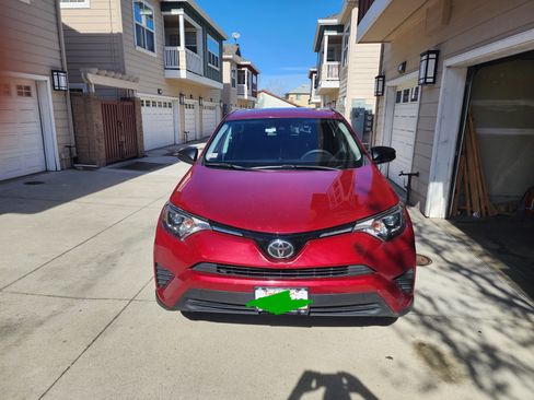 Used 2018 Toyota RAV4 LE w/ All Weather Liner Package image 4