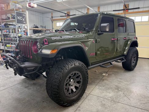 Used 2020 Jeep Wrangler Unlimited Rubicon w/ Uconnect 4C Nav & Sound Group AWD/4WD image 2