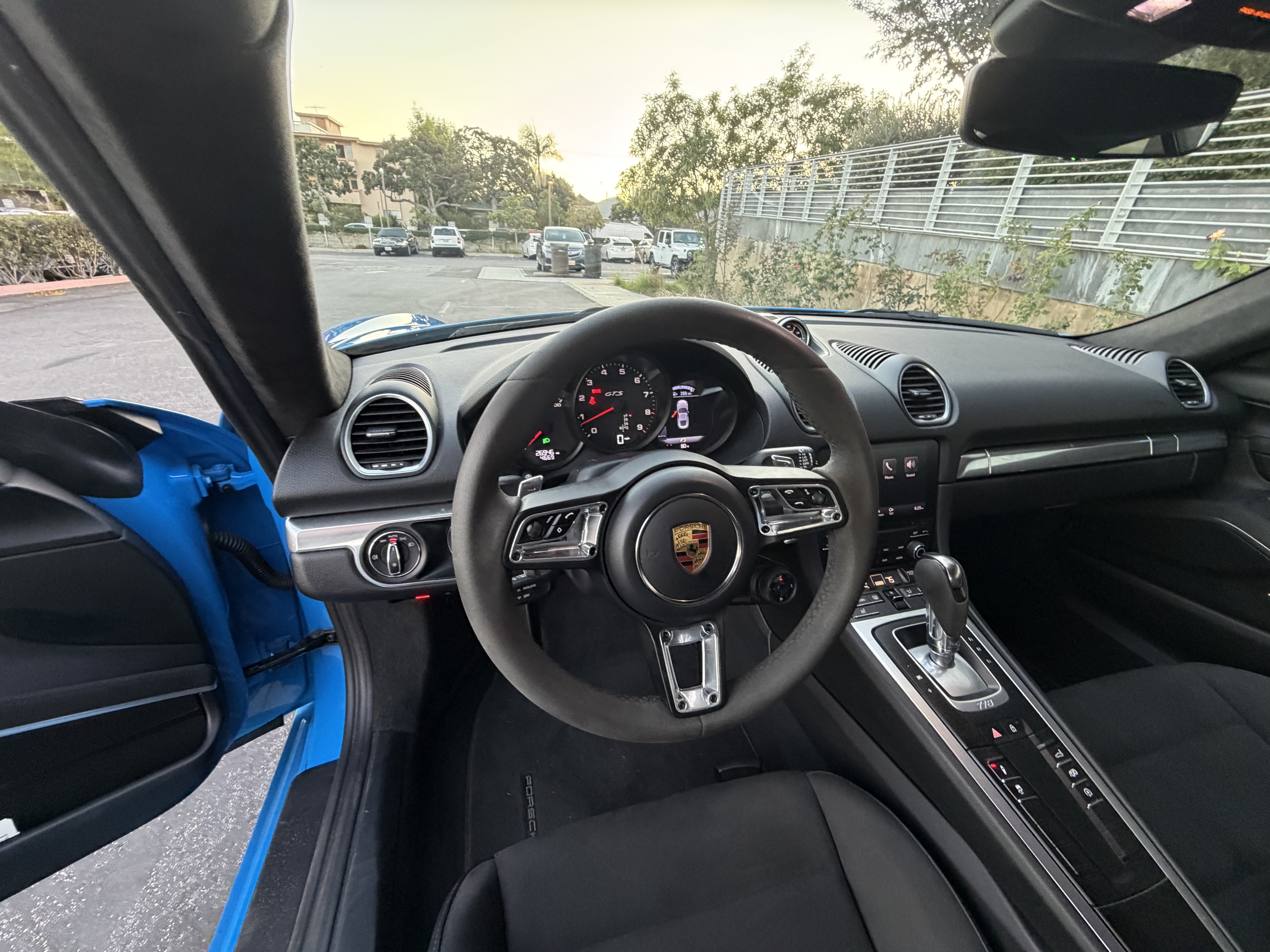Used 2023 Porsche 718 Cayman GTS RWD image 10