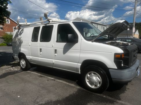 Used 2008 Ford E-150 and Econoline 150 image 1
