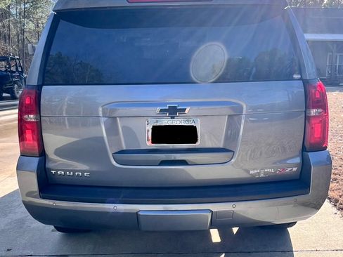 Used 2020 Chevrolet Tahoe LT image 11