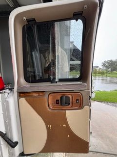 Used 2015 GMC Savana 2500 RWD image 10