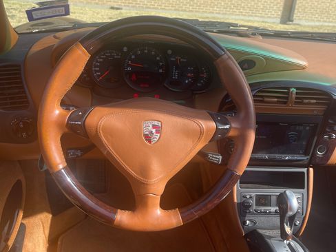 Used 2003 Porsche 911 Cabriolet image 27
