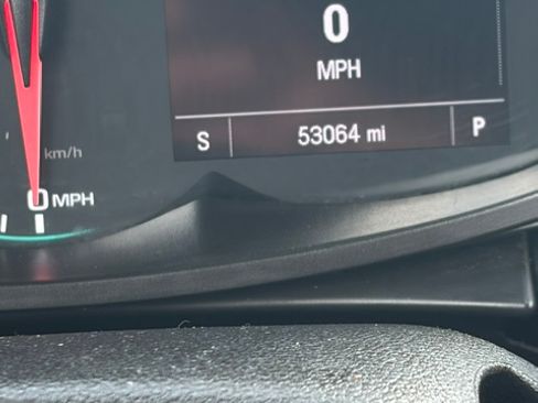 Used 2020 Chevrolet Trax LT w/ Driver Confidence Package FWD image 8