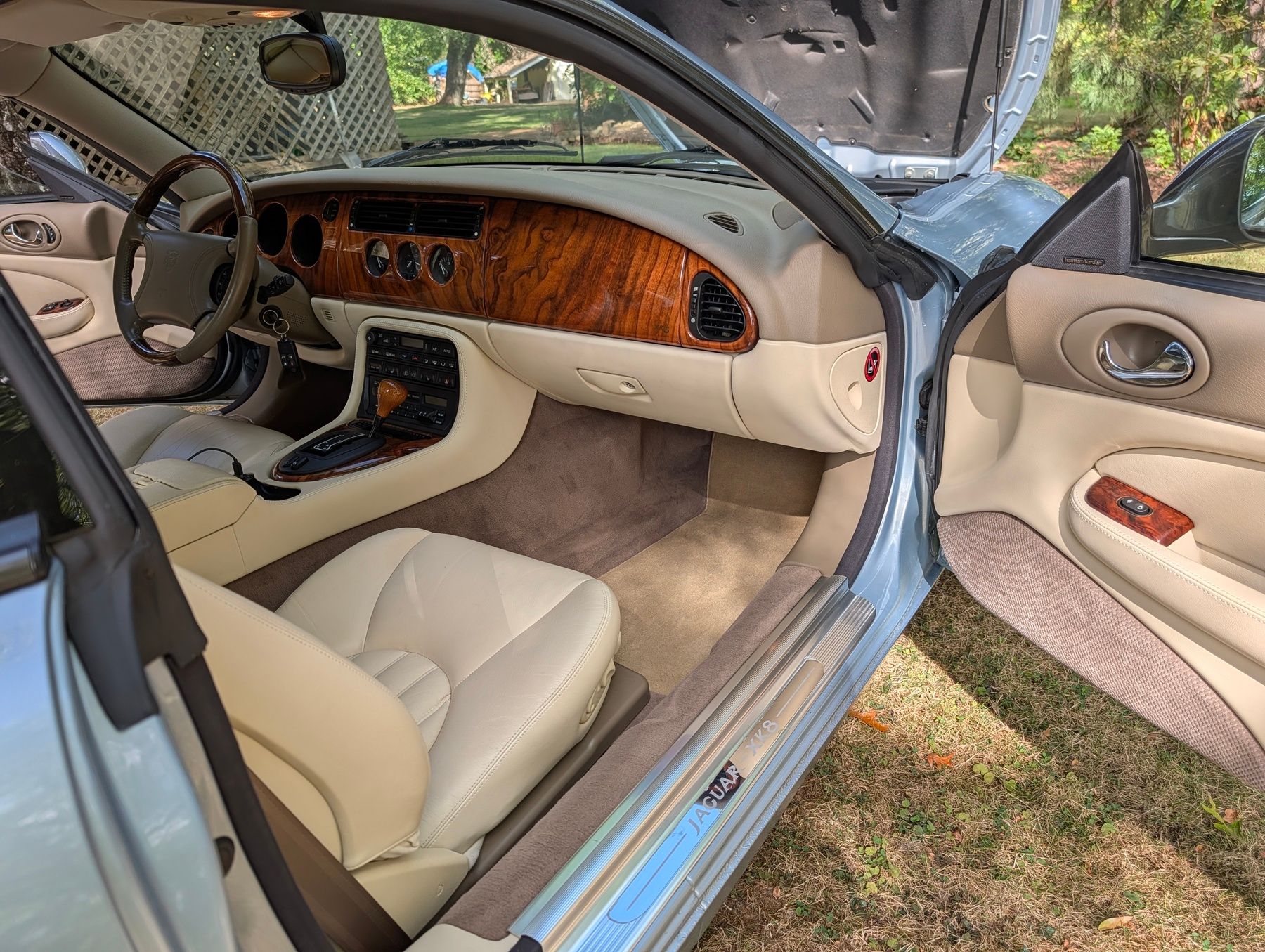Used 1997 Jaguar XK8 Coupe RWD image 13