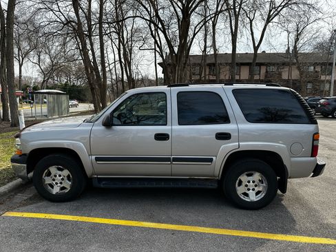Used 2004 Chevrolet Tahoe LS w/ Preferred Equipment Group image 4