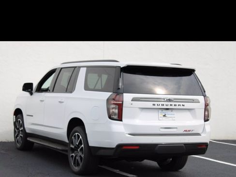 Used 2021 Chevrolet Suburban RST w/ Luxury Package image 8