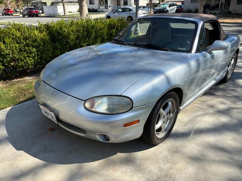 Used 2000 MAZDA MX-5 Miata LS RWD image 13