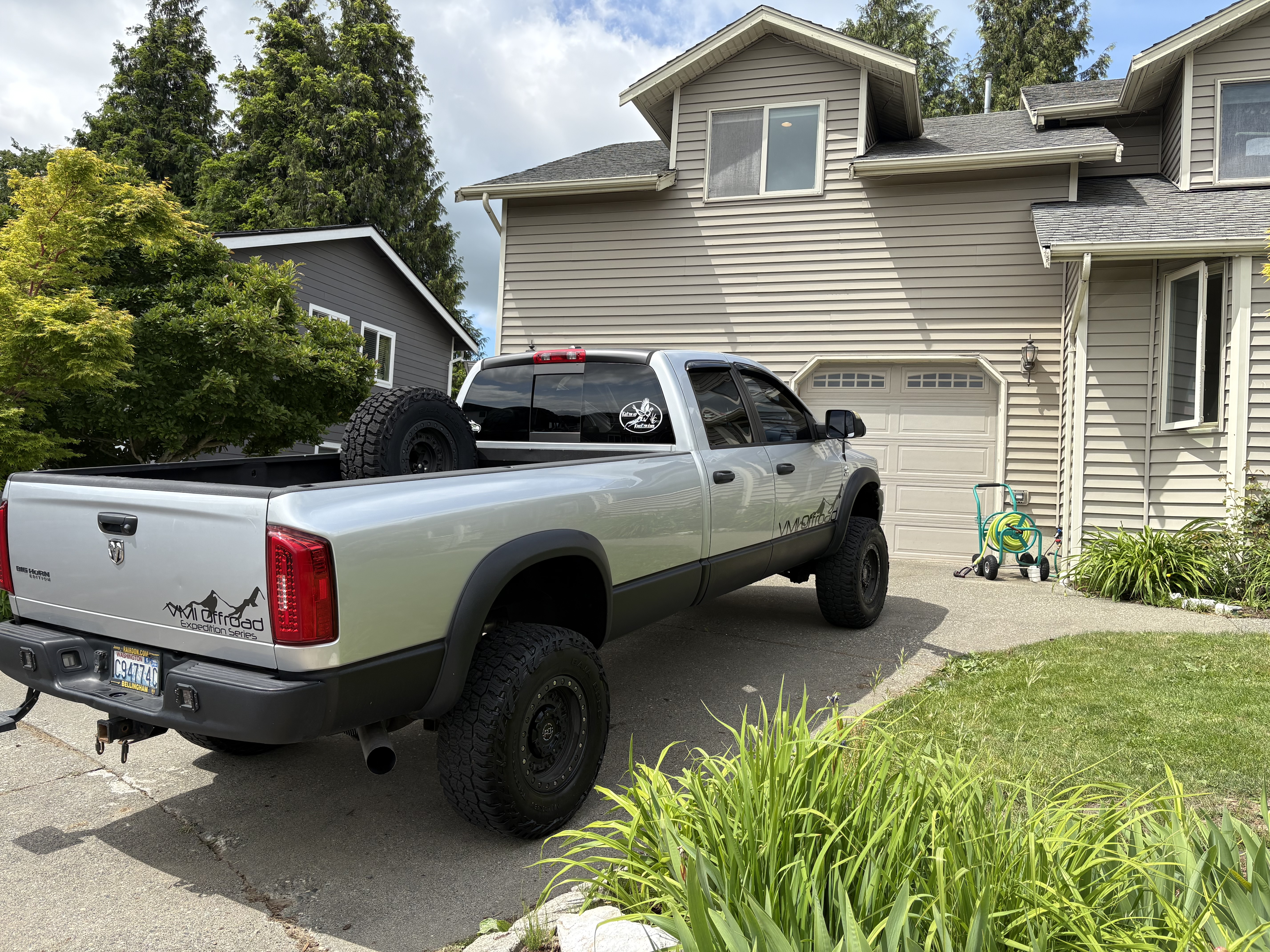 Used 2007 Dodge Ram 2500 Truck SLT w/ Quad Cab Big Horn Value Group AWD/4WD image 2