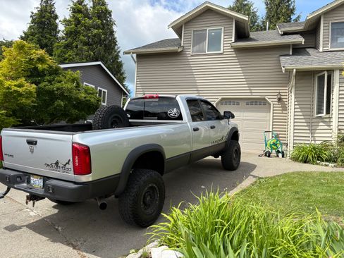 Used 2007 Dodge Ram 2500 Truck SLT w/ Quad Cab Big Horn Value Group AWD/4WD image 2
