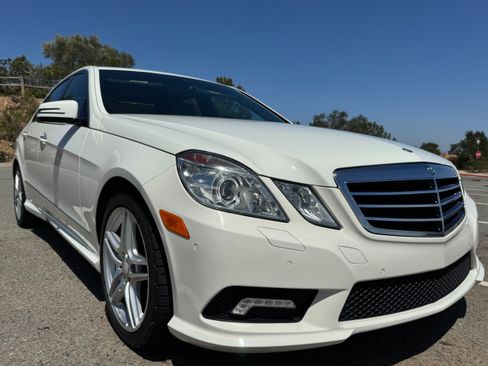 Used 2011 Mercedes-Benz E 550 Sedan image 1
