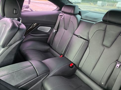 Used 2014 BMW M6 Coupe image 12