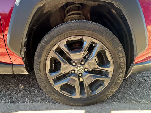 Used 2023 Toyota RAV4 Adventure image 11