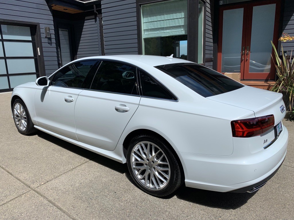 Used 2016 Audi A6 2.0T Premium w/ Technology Package FWD image 4