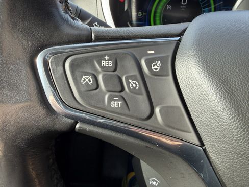 Used 2017 Chevrolet Volt LT w/ Comfort Package image 16