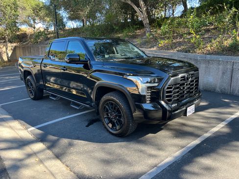 Used 2024 Toyota Tundra Limited AWD/4WD image 4