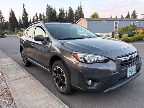 Used 2023 Subaru Crosstrek 2.0i Premium AWD/4WD image 1