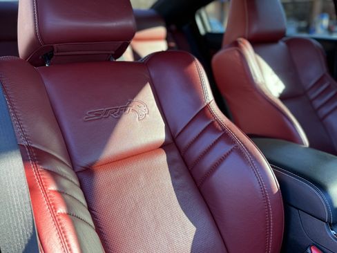 Used 2020 Dodge Charger SRT Hellcat w/ Navigation & Travel Group image 16