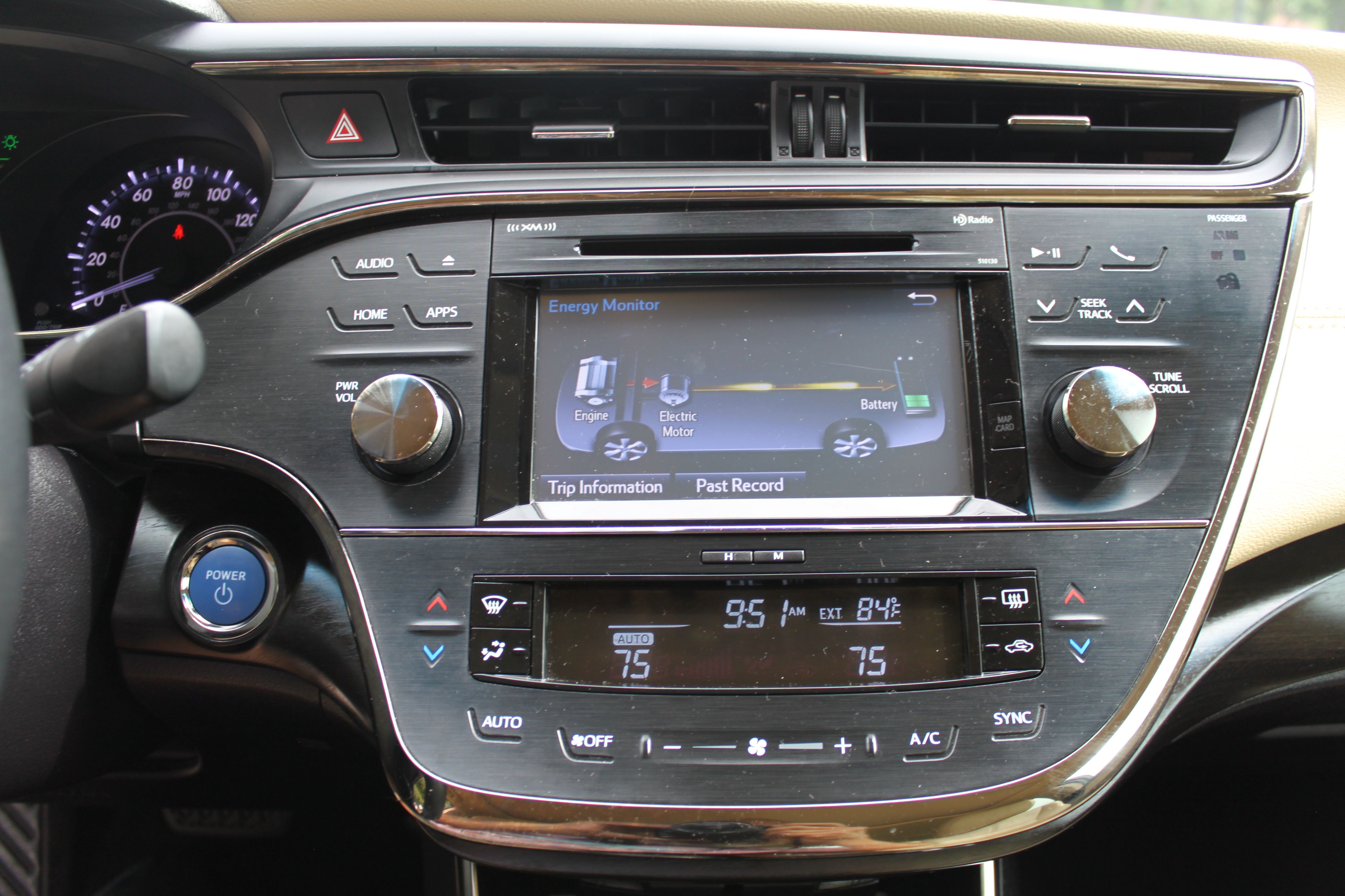 Used 2018 Toyota Avalon XLE Premium FWD image 20