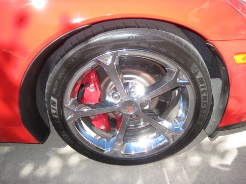 Used 2013 Chevrolet Corvette Grand Sport w/ 2LT Preferred Equipment Group image 9