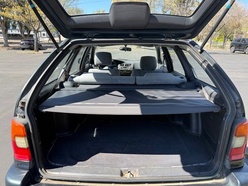 Used 1996 Toyota Corolla DX image 18