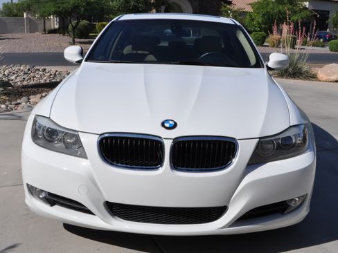 Used 2011 BMW 328i 328i Sedan 4D image 4