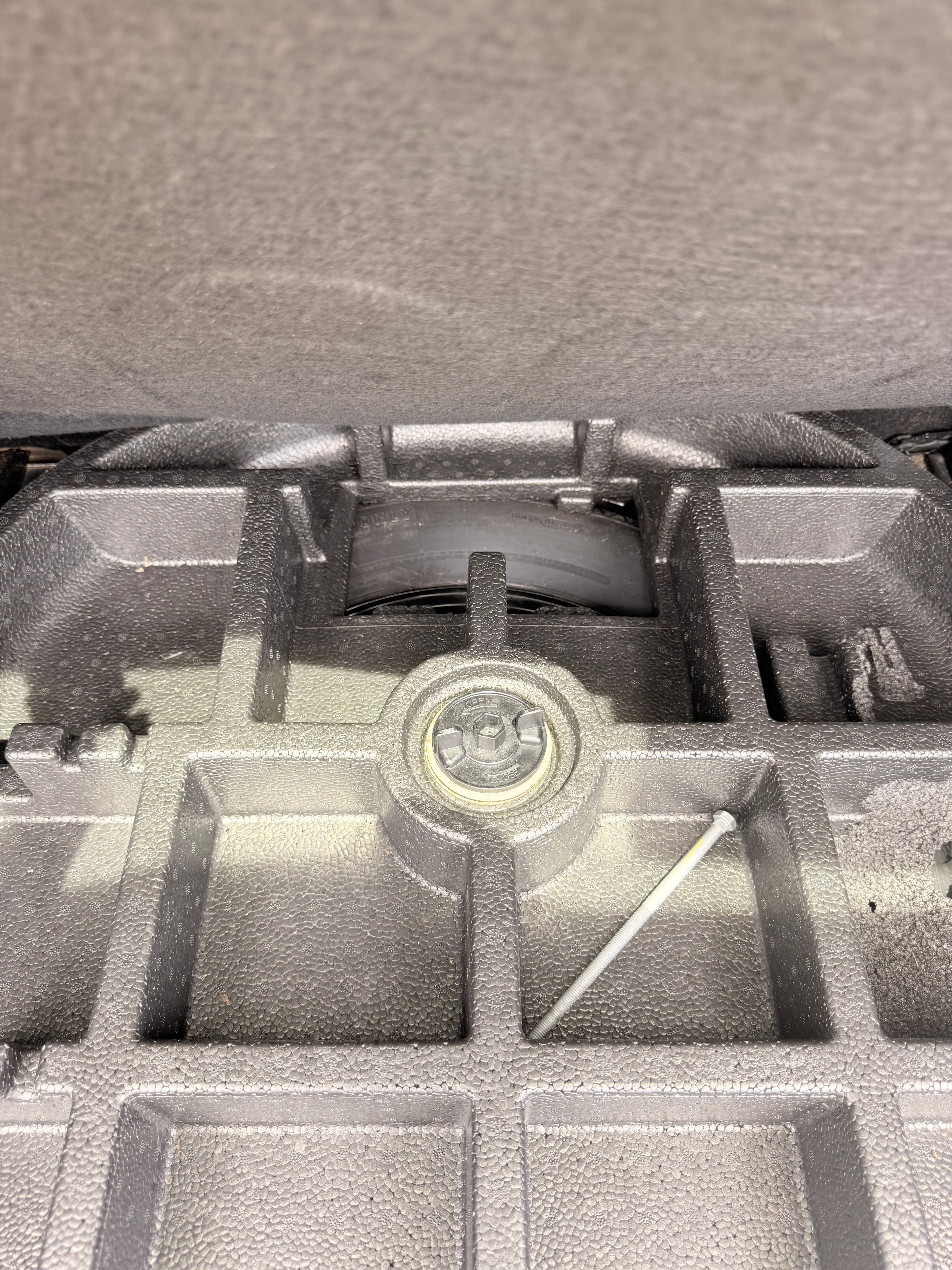 Used 2016 Jeep Renegade 75th Anniversary AWD/4WD image 11