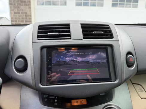 Used 2012 Toyota RAV4 FWD w/ Value Pkg image 17